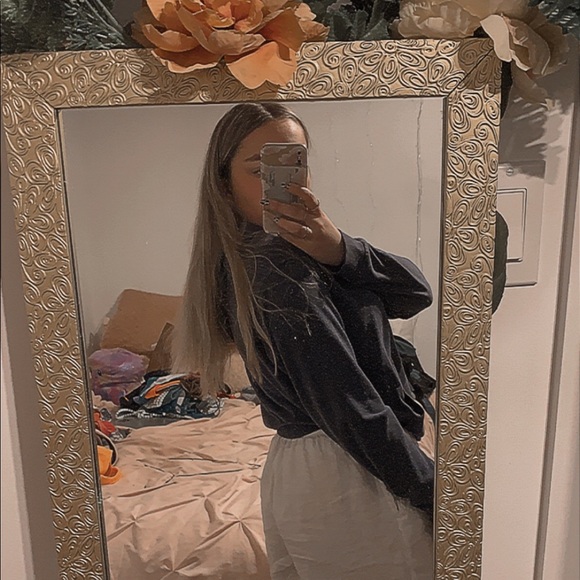 blue/grey hoodie from garage - Picture 4 of 5